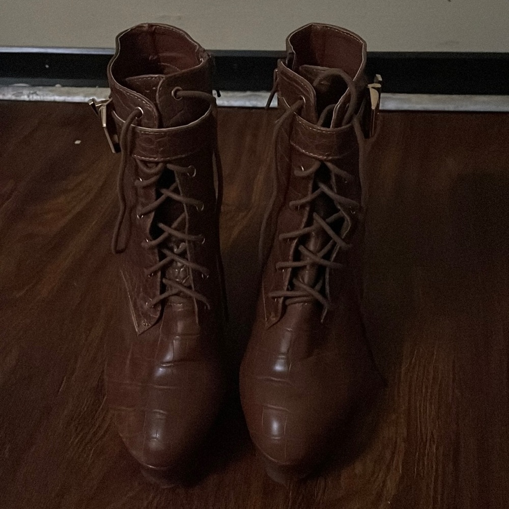 Womens Just Fab Heel Boots